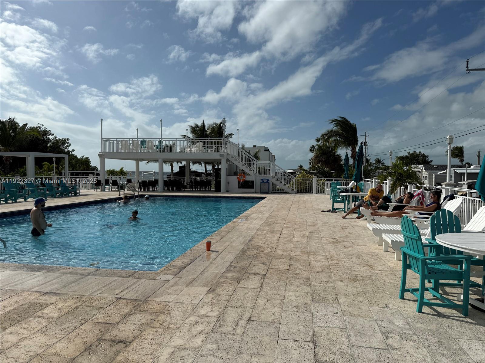   /   sq. ft. $ 2025-11-29 0 foto