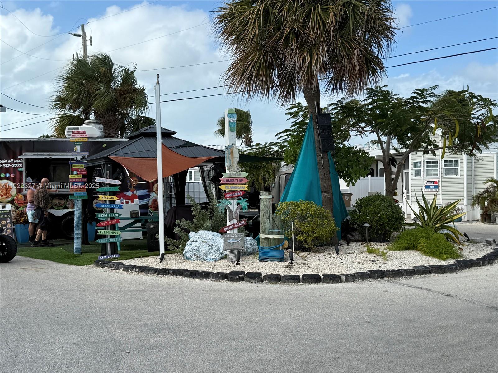   /   sq. ft. $ 2025-11-29 0 foto