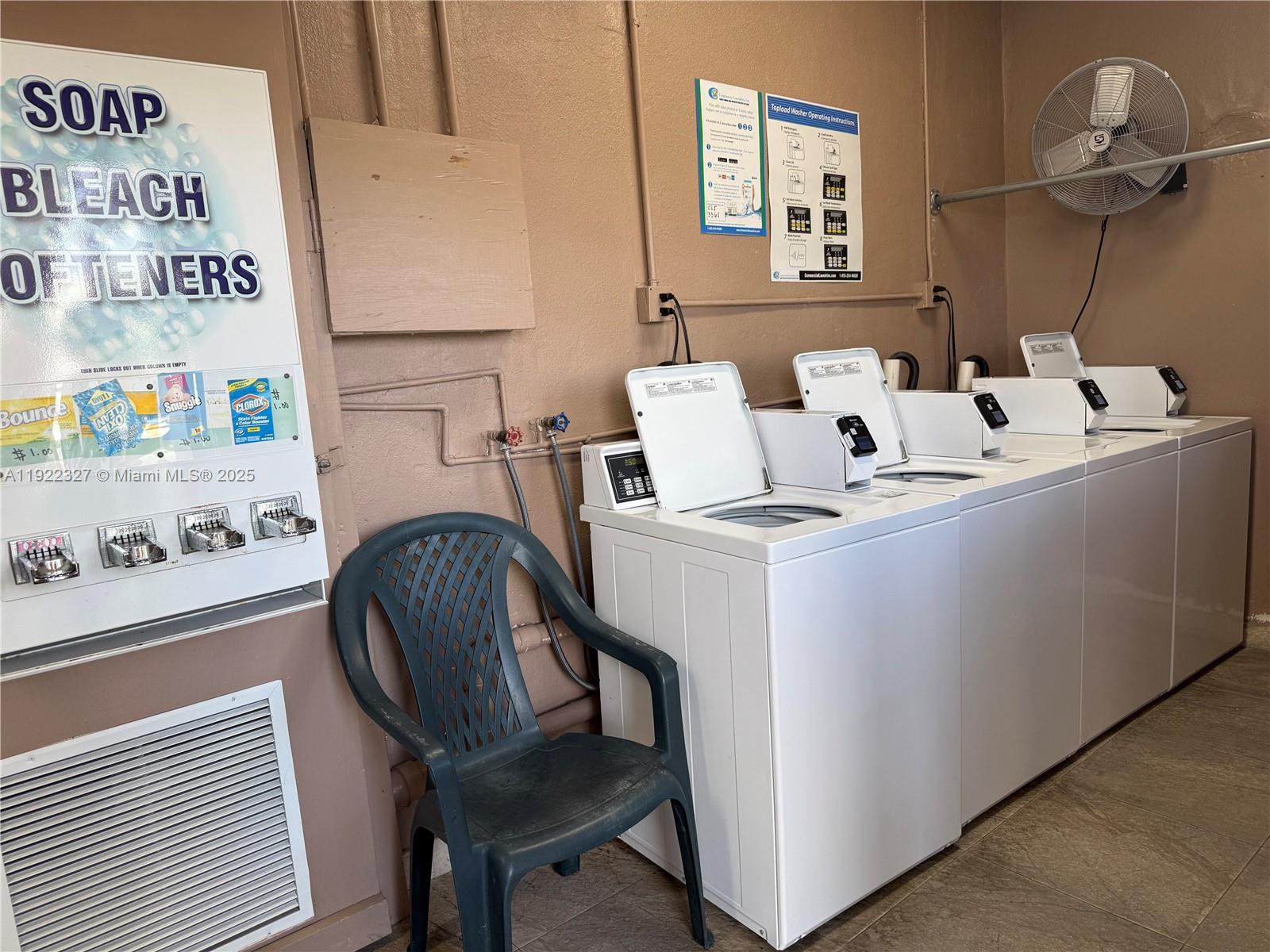   /   sq. ft. $ 2025-11-29 0 foto