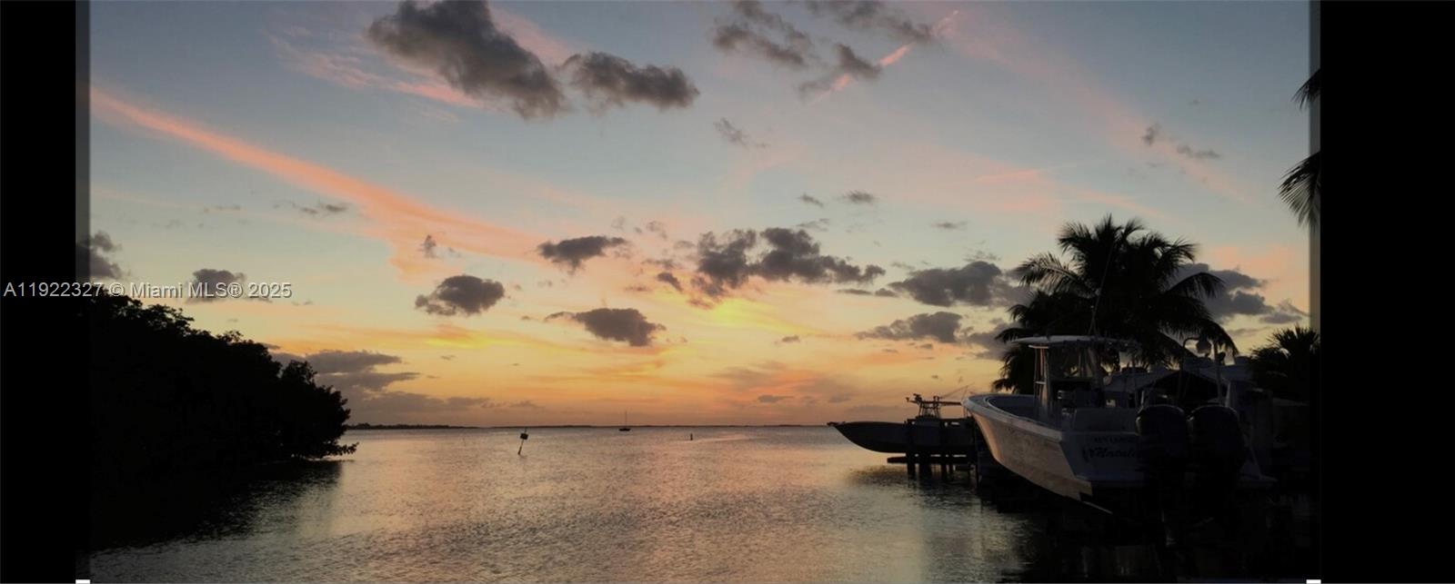   /   sq. ft. $ 2025-11-29 0 foto