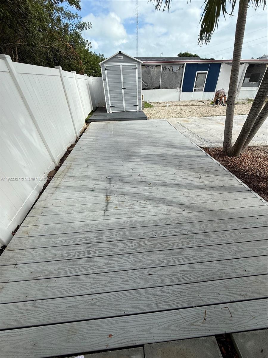   /   sq. ft. $ 2025-11-29 0 foto