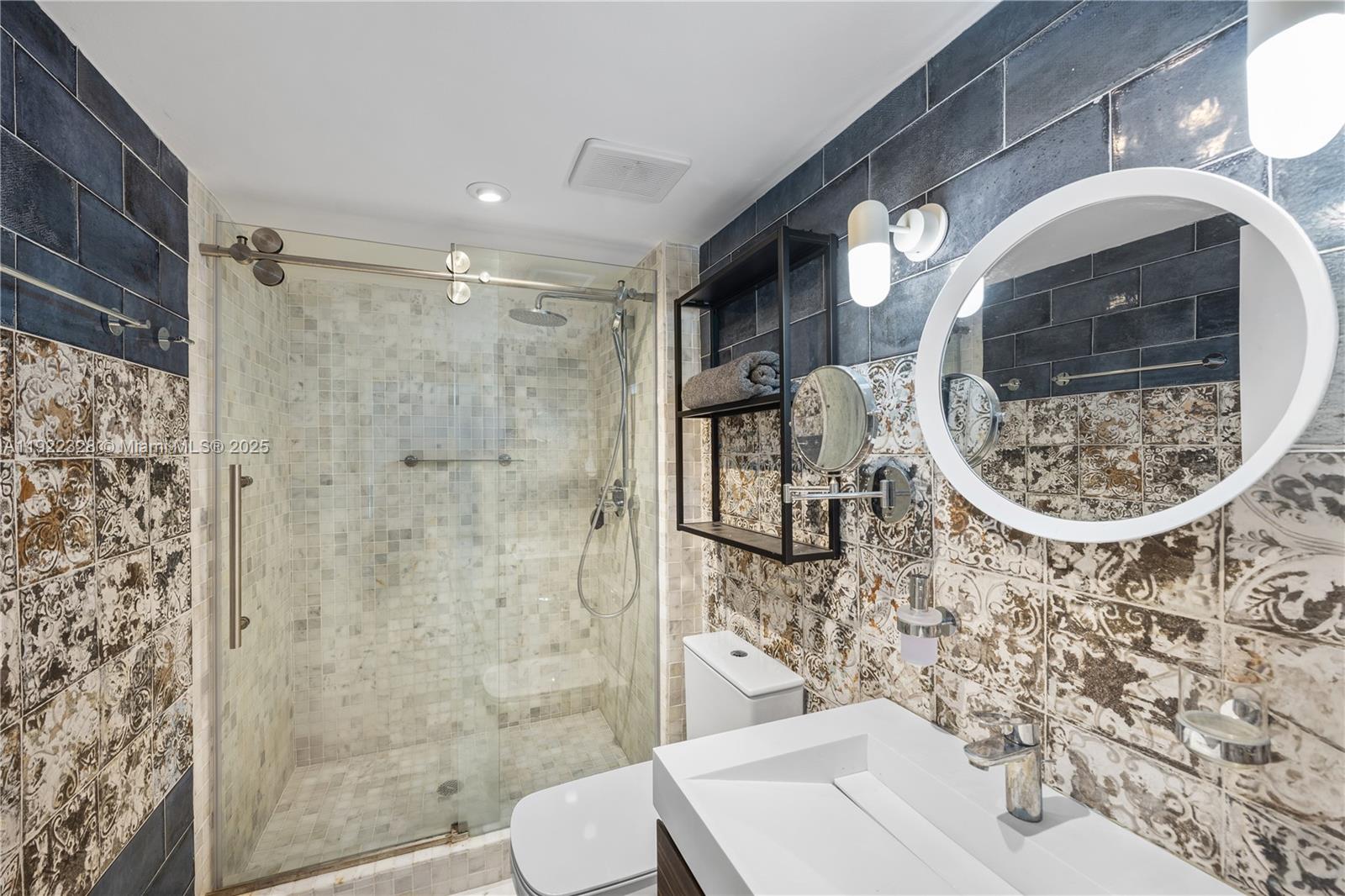 Photo of 20379 Country Club Dr  #2333, Aventura, Florida, 33180 - 