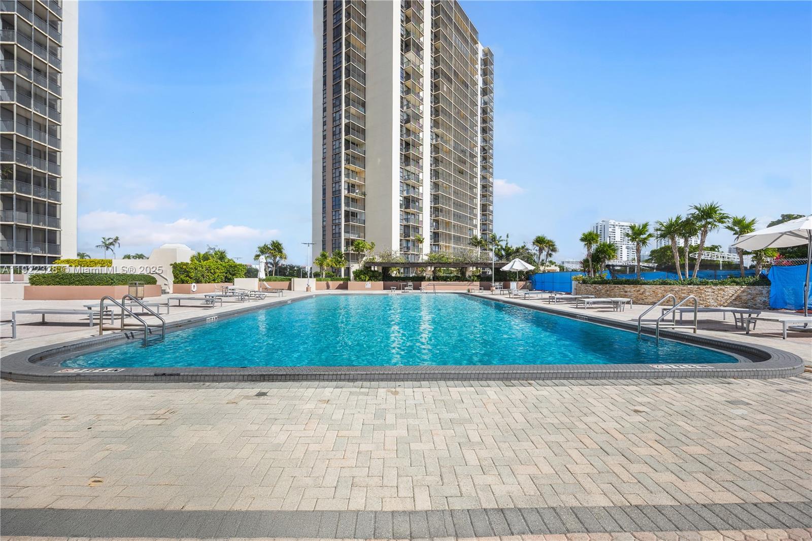 Photo of 20379 Country Club Dr  #2333, Aventura, Florida, 33180 - 