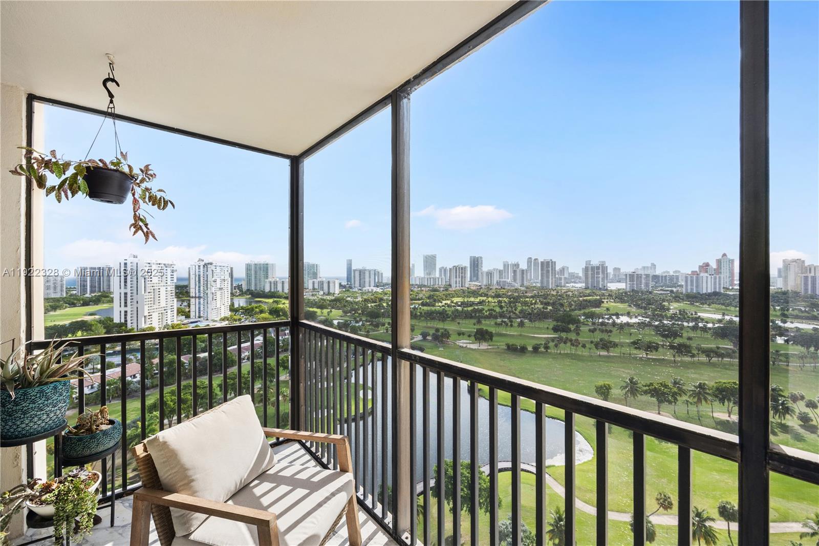 Photo of 20379 Country Club Dr  #2333, Aventura, Florida, 33180 - 