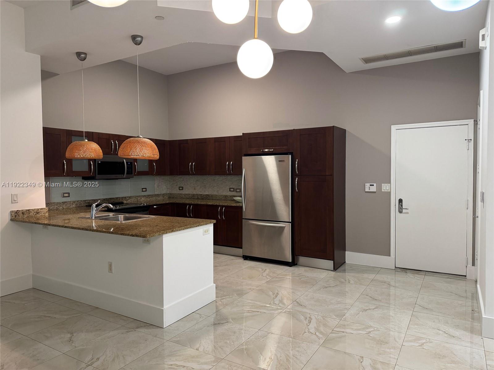 Photo of 20000 Country Club Dr  #104, Aventura, Florida, 33180 - 