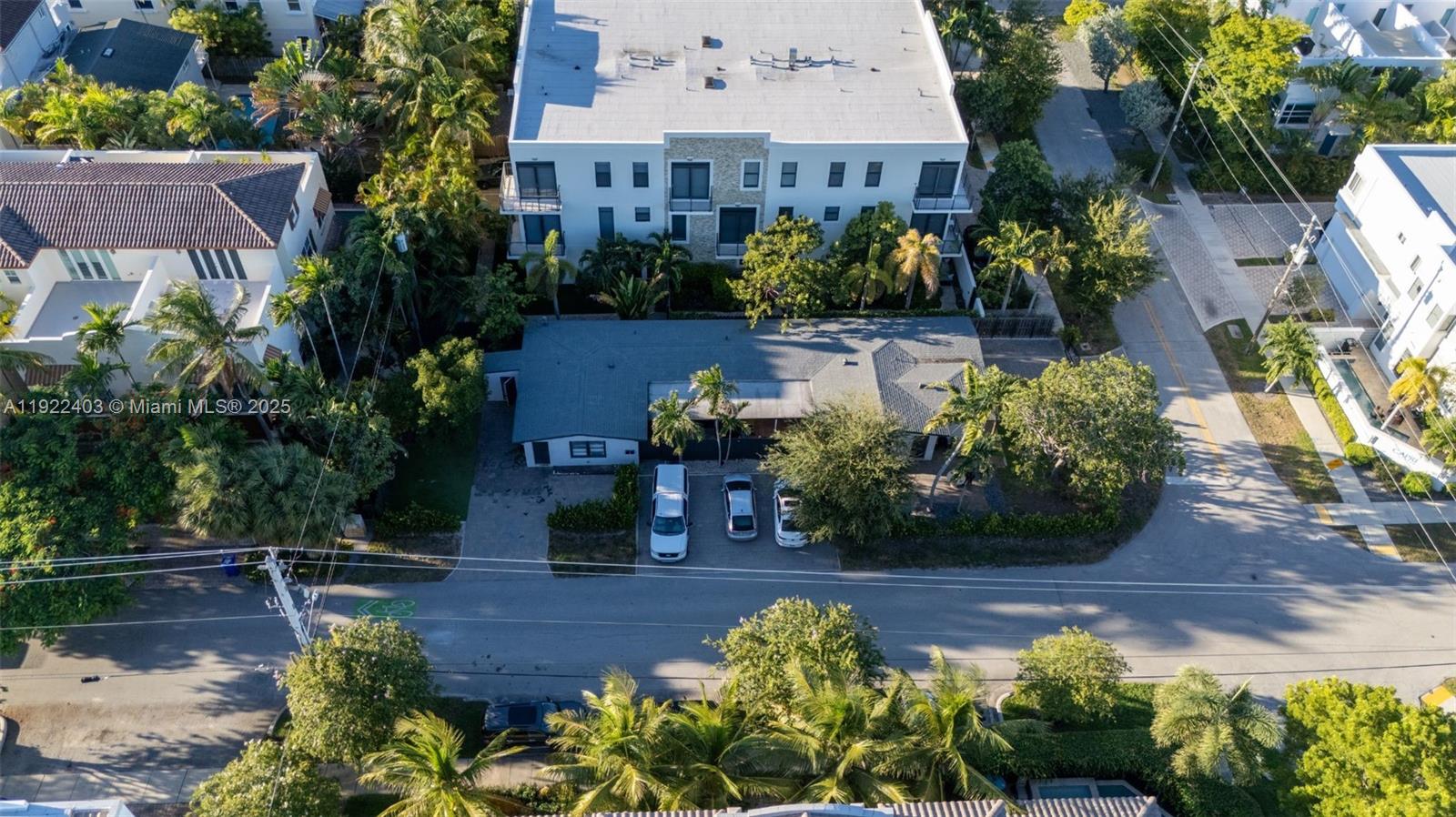   /  2295 sq. ft. $ 2025-11-30 0 Photo