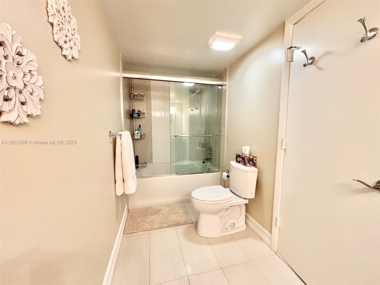 Photo of 1201 Ocean Dr  #1610S, Hollywood, Florida, 33019 - 
