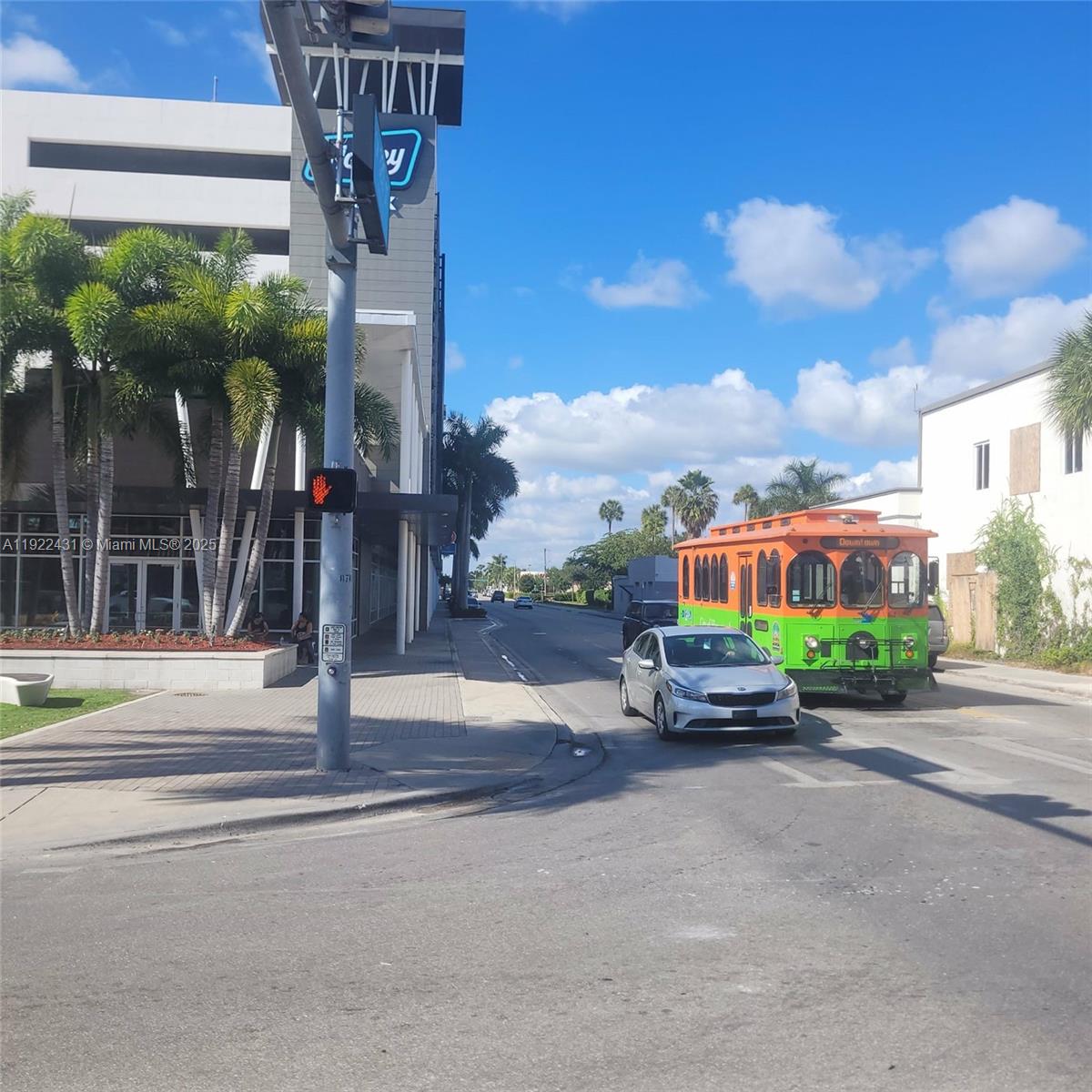 See details / sq. ft. $ 2025-11-30 0 Photo