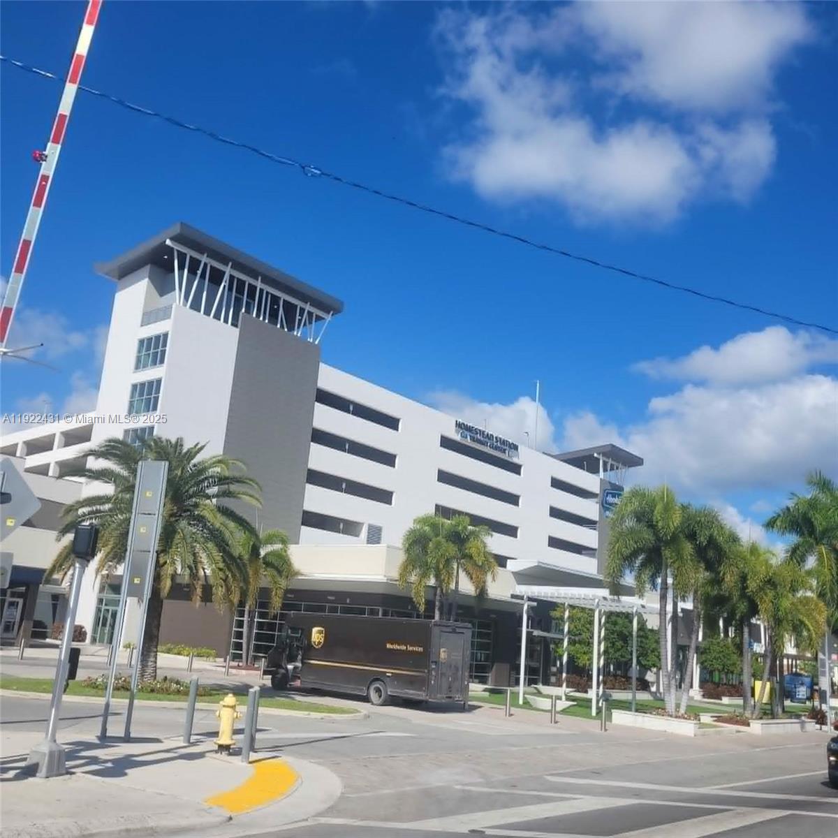 See details / sq. ft. $ 2025-11-30 0 Photo