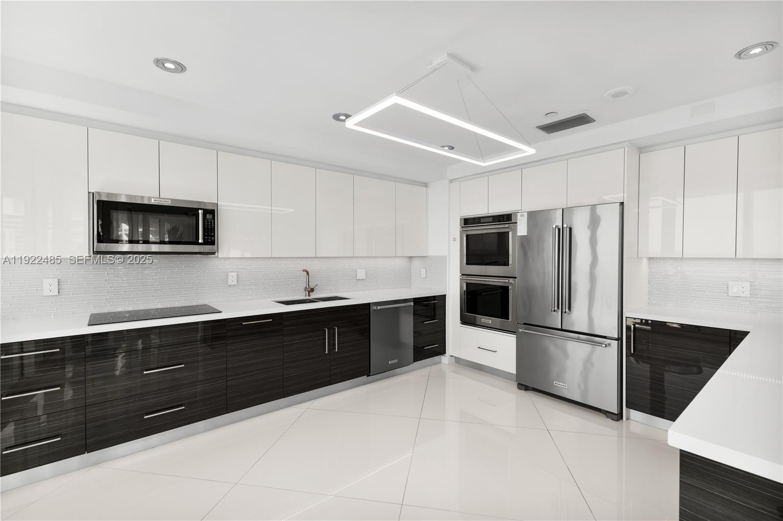 Photo of 19955 38th Ct #2205, Aventura, Florida, 33180 -