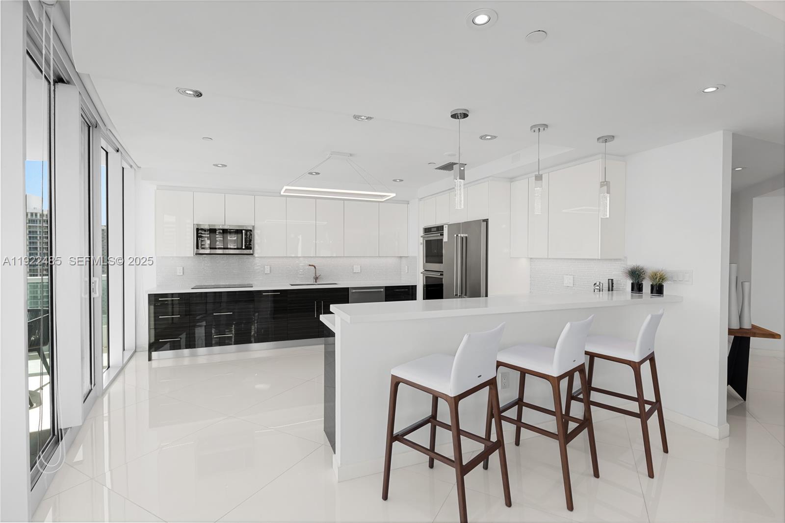 Photo of 19955 38th Ct #2205, Aventura, Florida, 33180 - Remodeled Open lifestyle kitchen