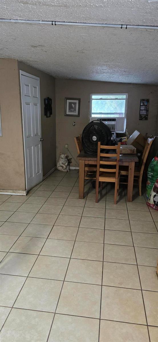   / 0  sq. ft. $ 2026-03-19 0 foto