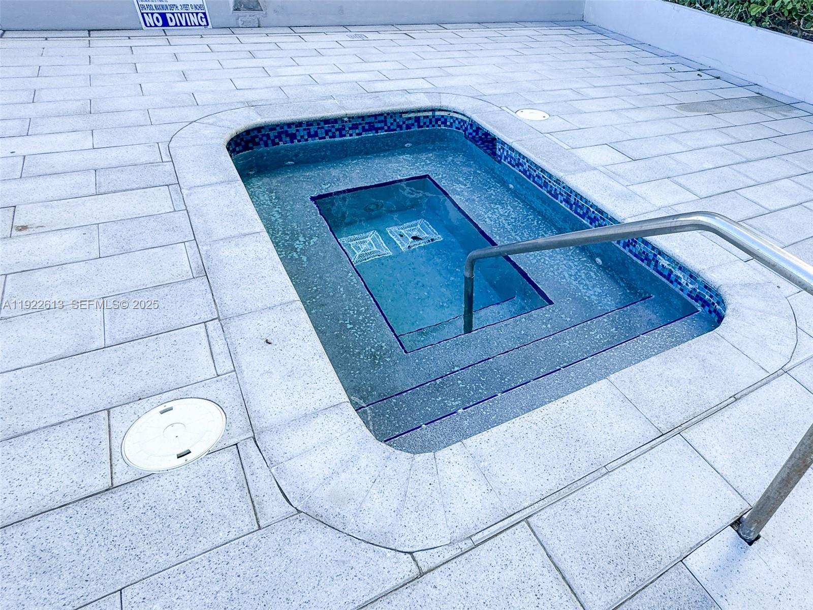 Photo of 8877 Collins Ave #809, Surfside, Florida, 33154 - Jacuzzi