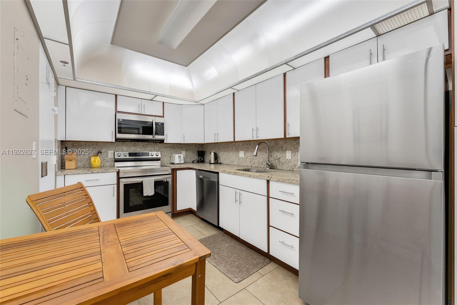 Photo of 3801 Ocean Dr  #7V, Hollywood, Florida, 33019 - 