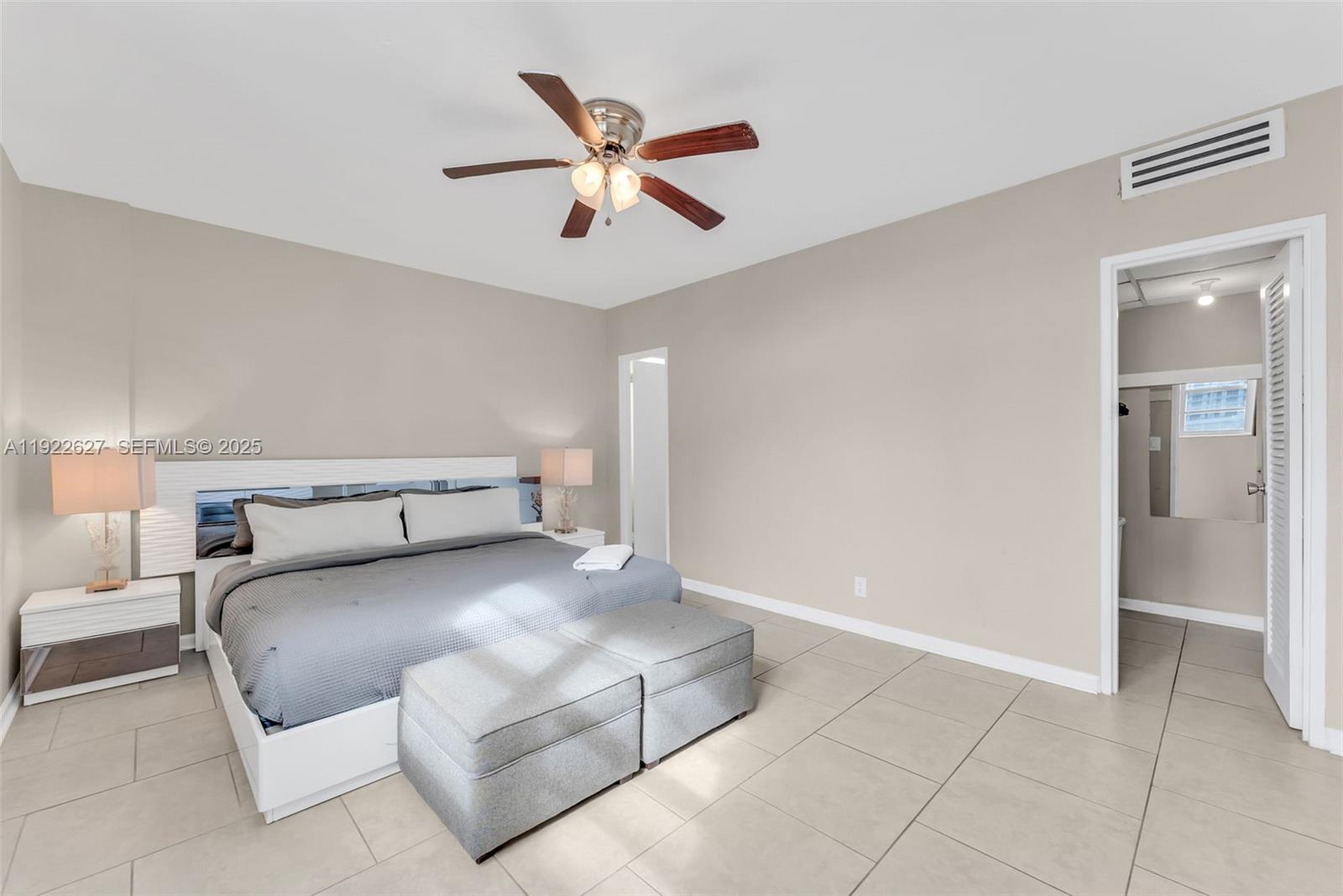 Photo of 3801 Ocean Dr  #7V, Hollywood, Florida, 33019 - 