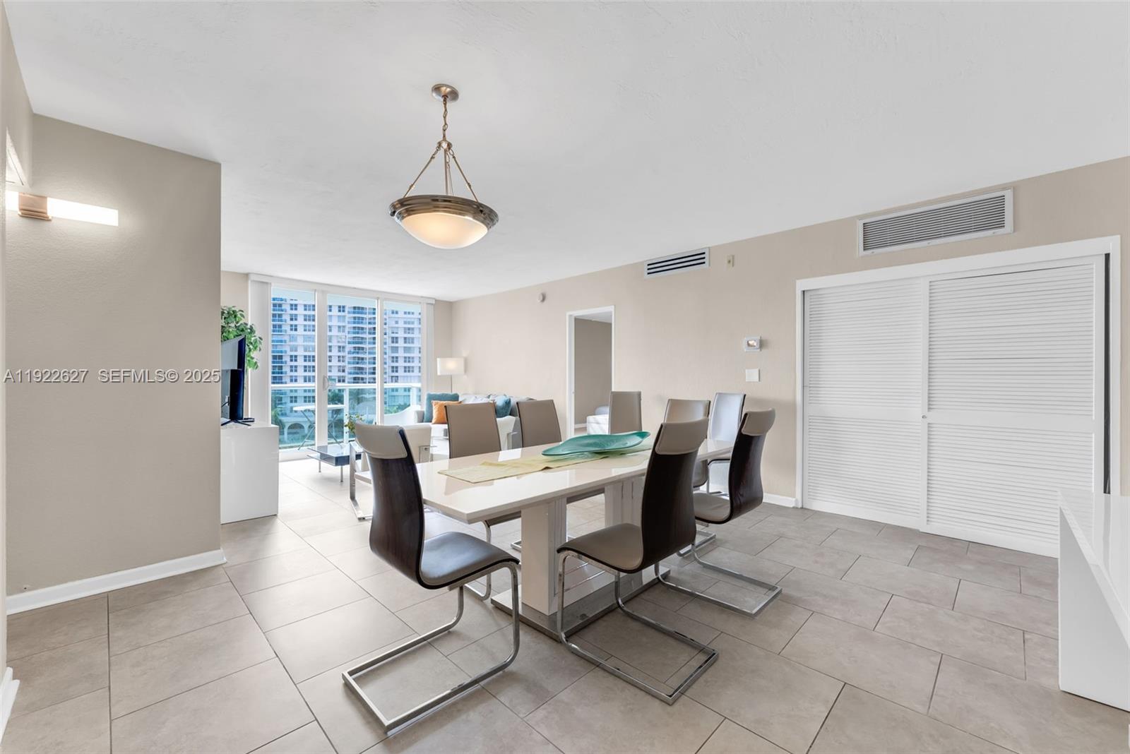 Photo of 3801 Ocean Dr  #7V, Hollywood, Florida, 33019 - 