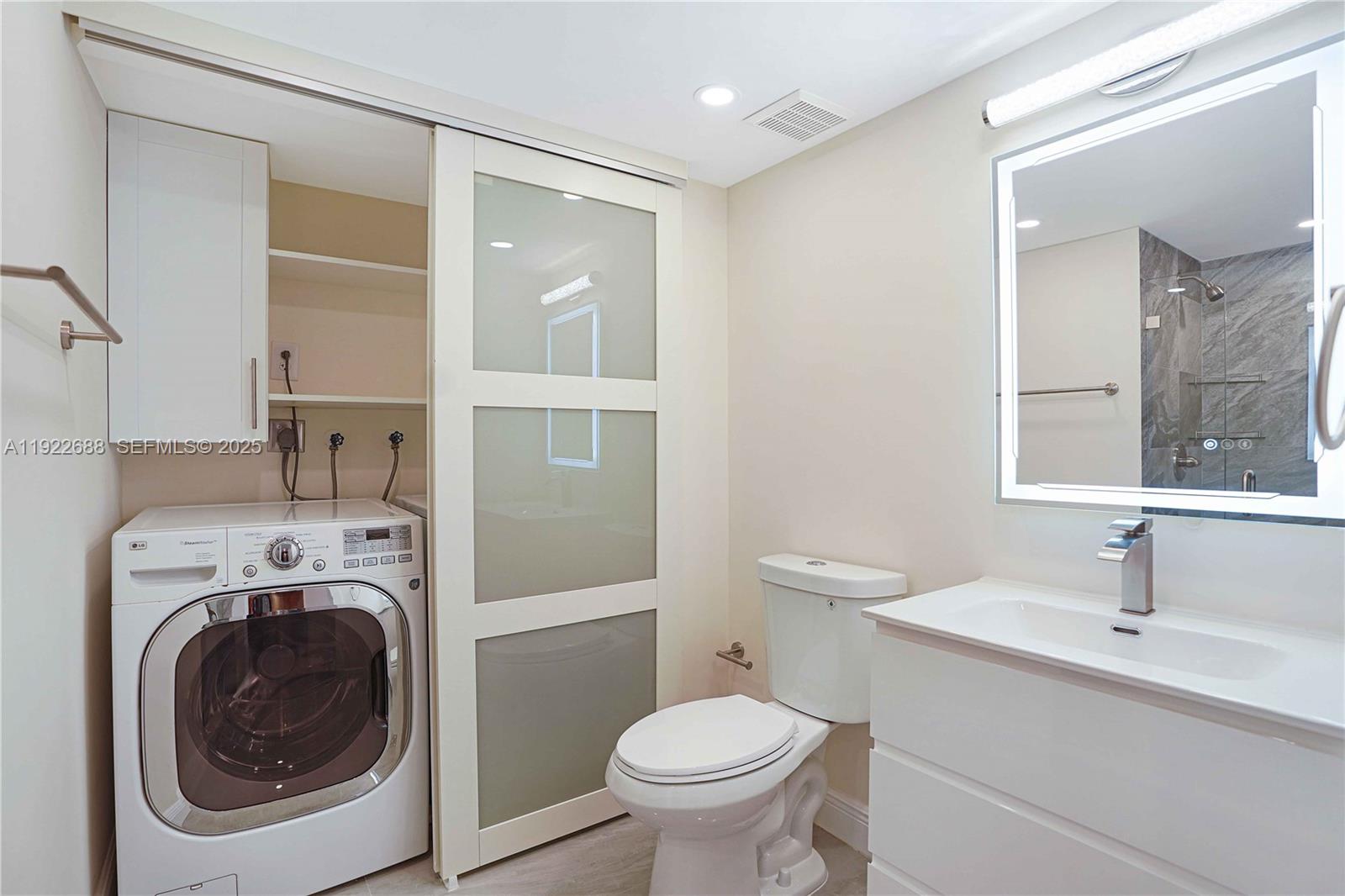 Photo of 3500 Mystic Pointe Dr  #1206, Aventura, Florida, 33180 - 