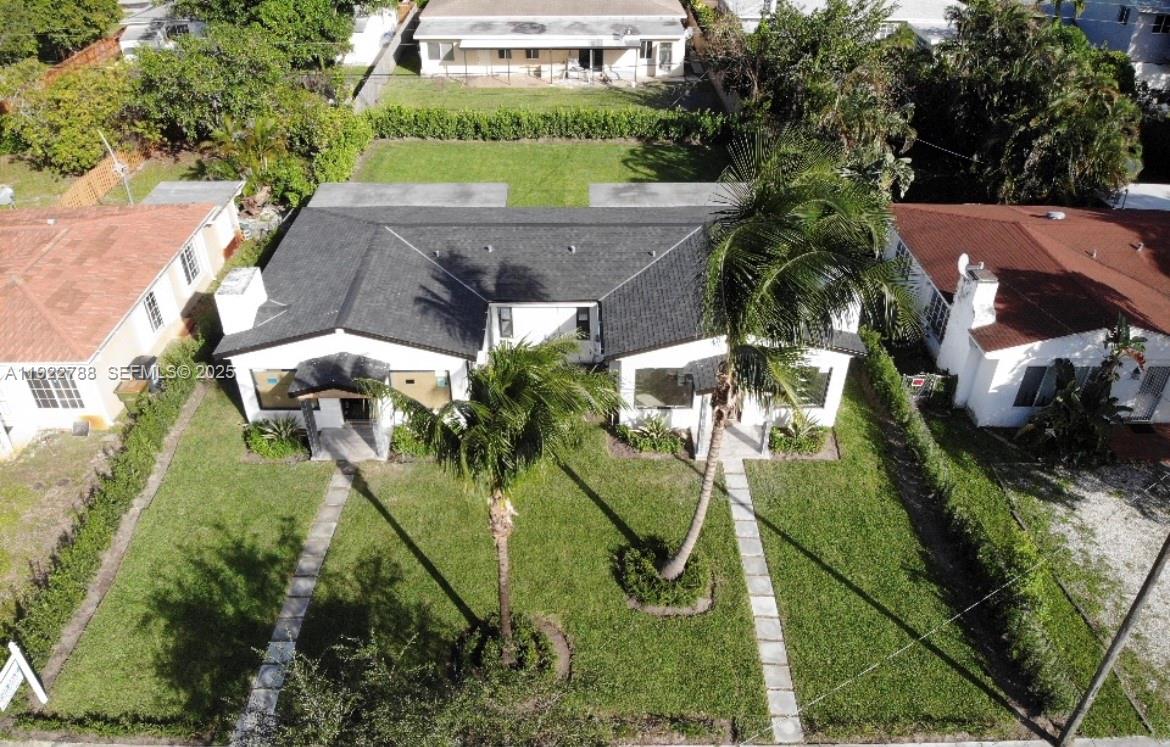 Ver detalles / 2422 sq. ft. $ 2025-12-01 0 foto