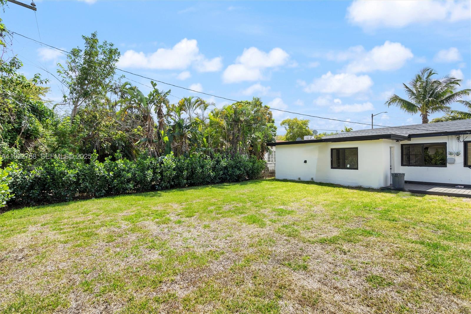 Ver detalles / 2422 sq. ft. $ 2025-12-01 0 foto