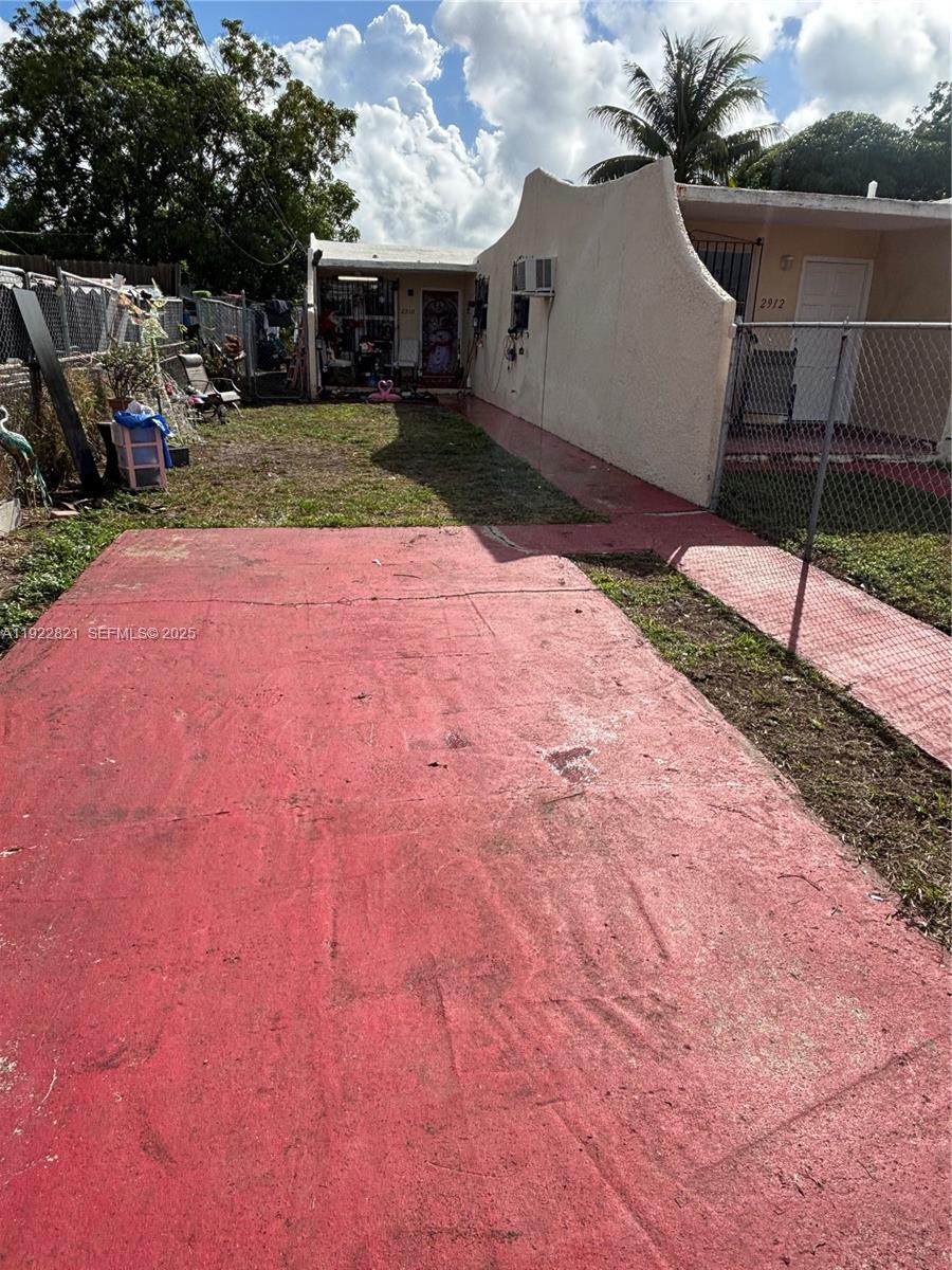 Ver detalles / 1524 sq. ft. $ 2025-12-01 0 foto