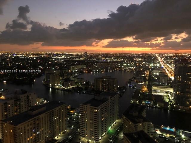 LP4206 2 / 1 1086 кв.футов $ 2025-12-01 0 Фото