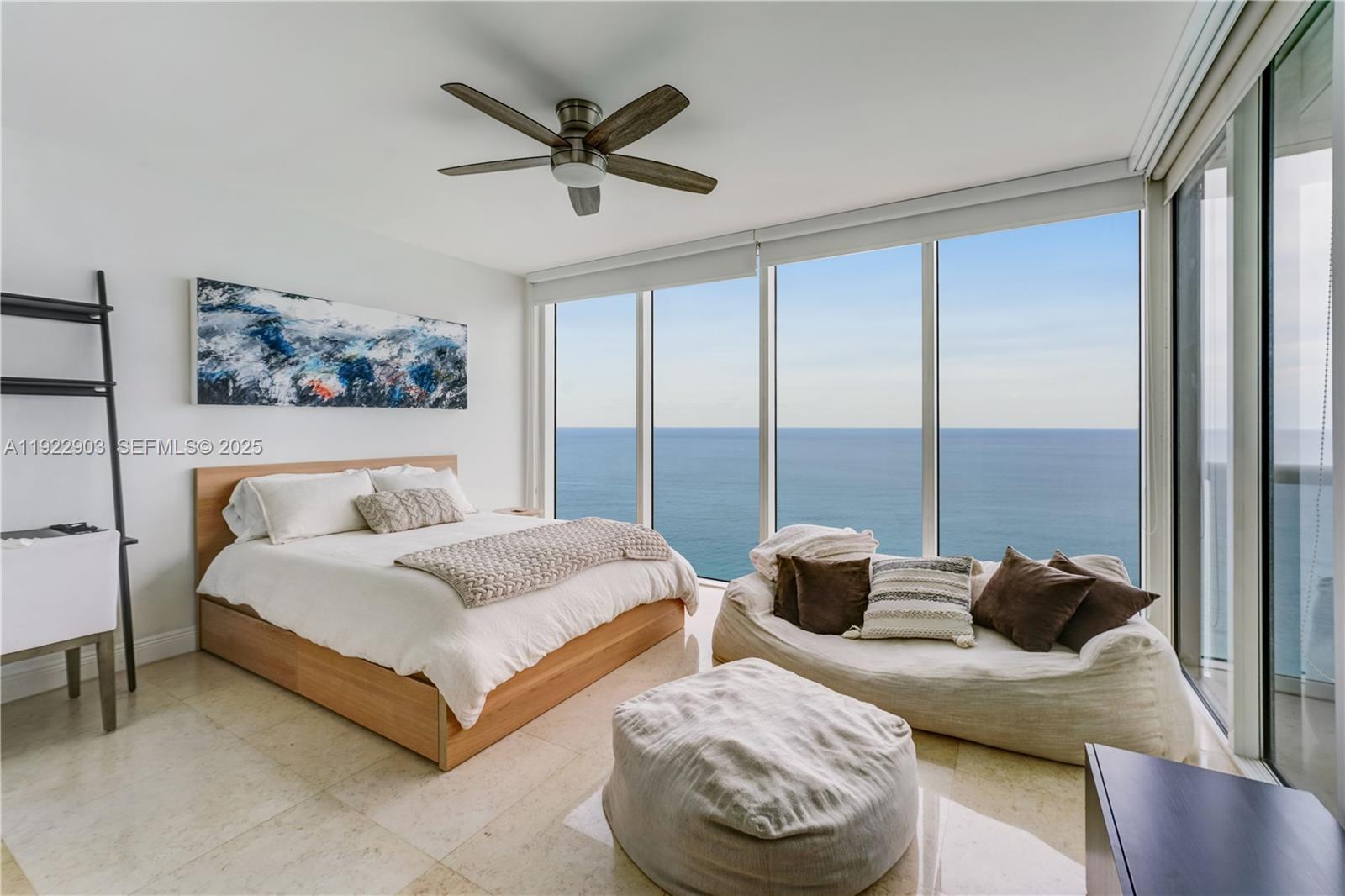 3002 3 / 3 2065 sq. ft. $ 2026-03-06 0 foto