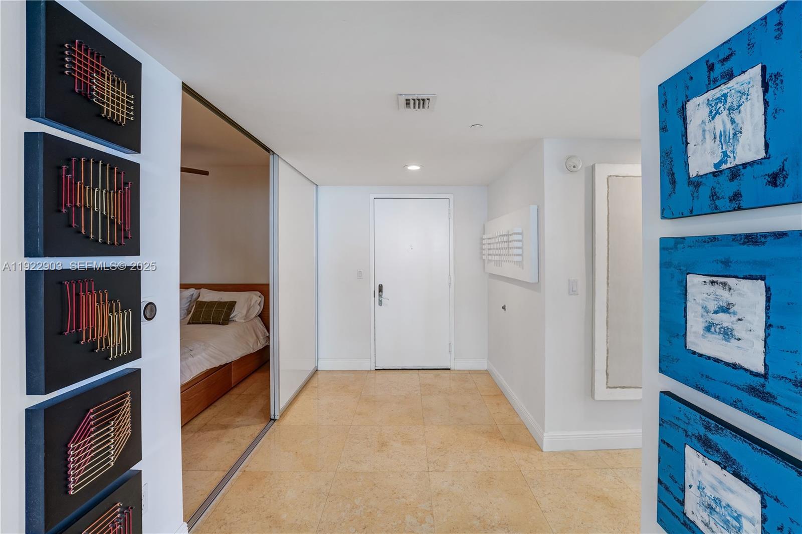 3002 3 / 3 2065 sq. ft. $ 2026-03-06 0 foto