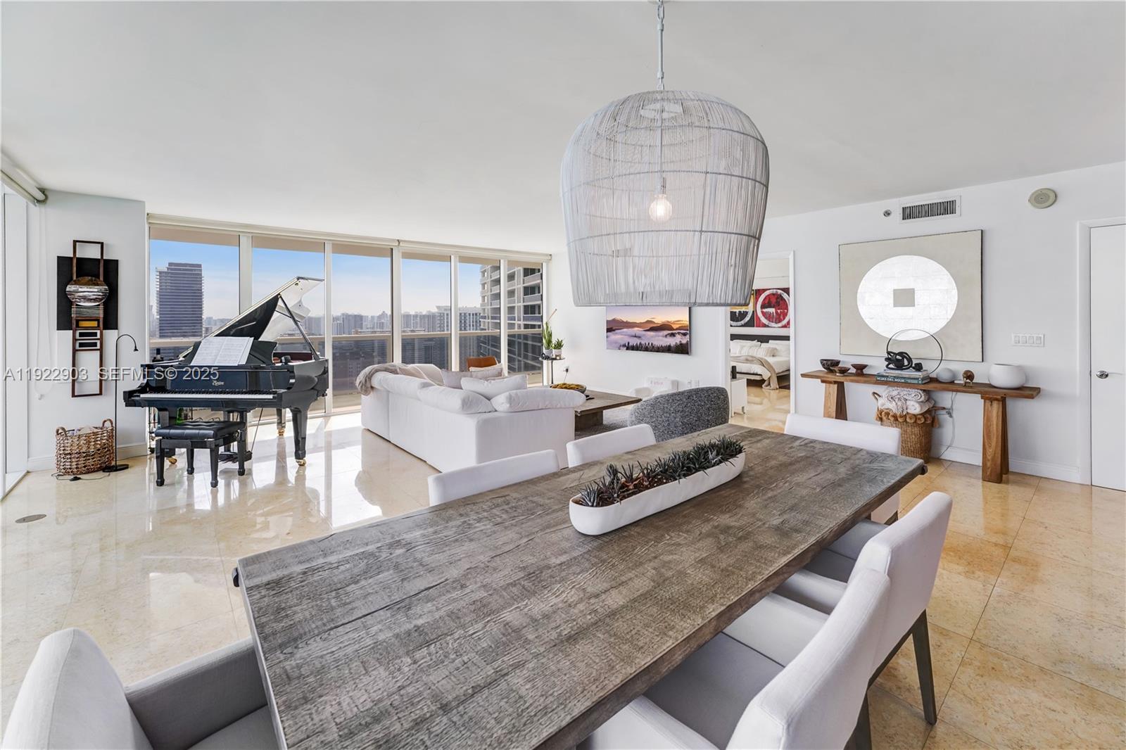 3002 3 / 3 2065 sq. ft. $ 2026-03-06 0 foto