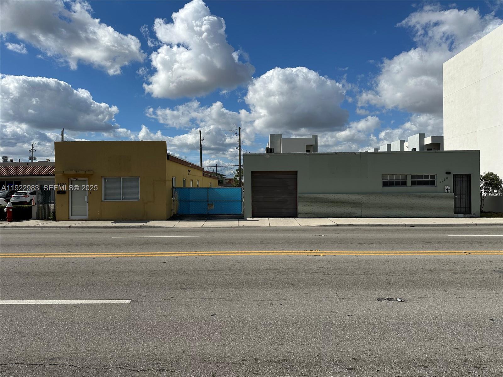 See details / sq. ft. $ 2025-12-01 0 Photo