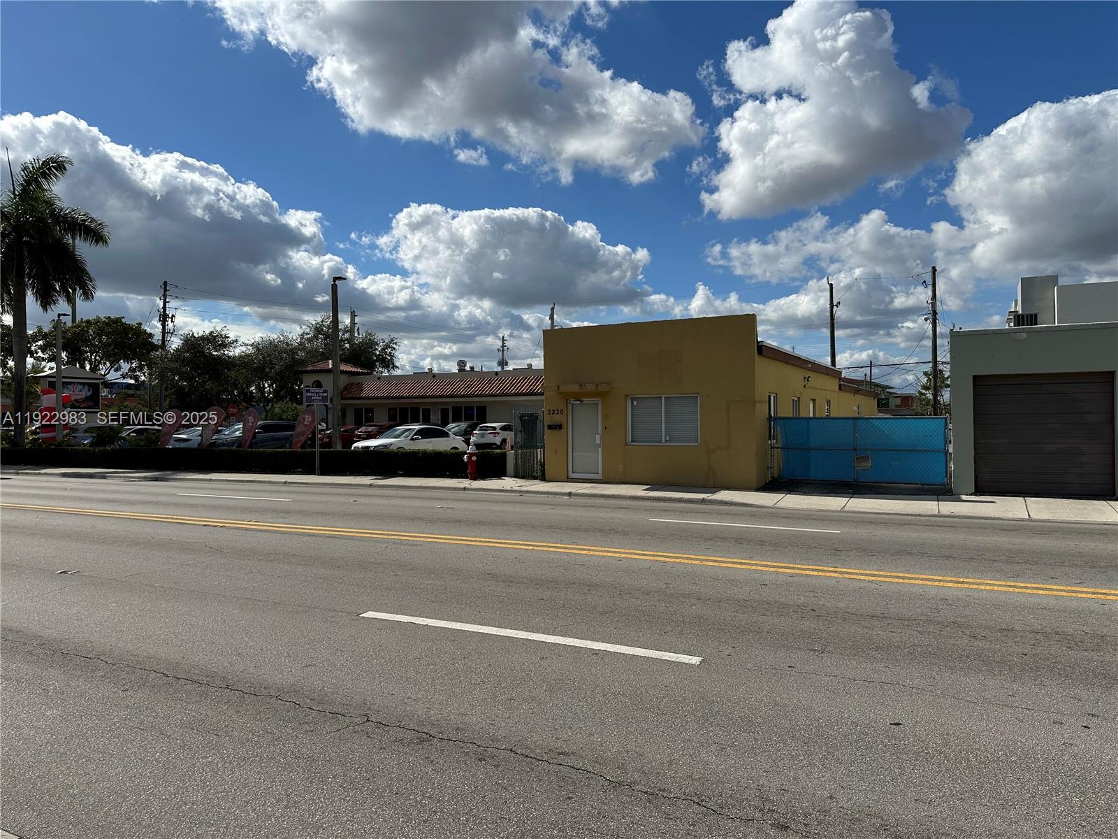 See details / sq. ft. $ 2025-12-01 0 Photo