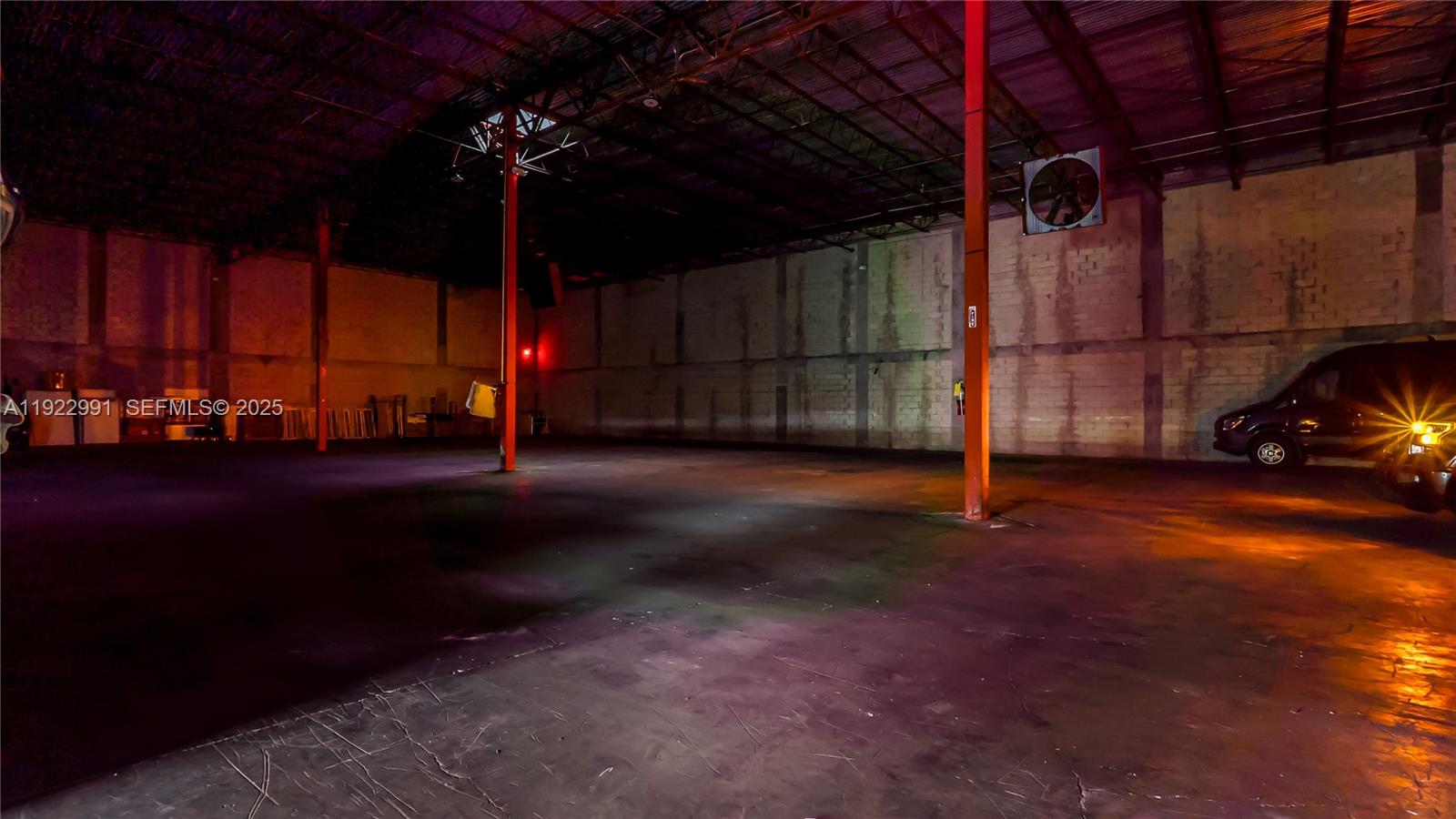 See details / sq. ft. $ 2025-12-03 0 Photo