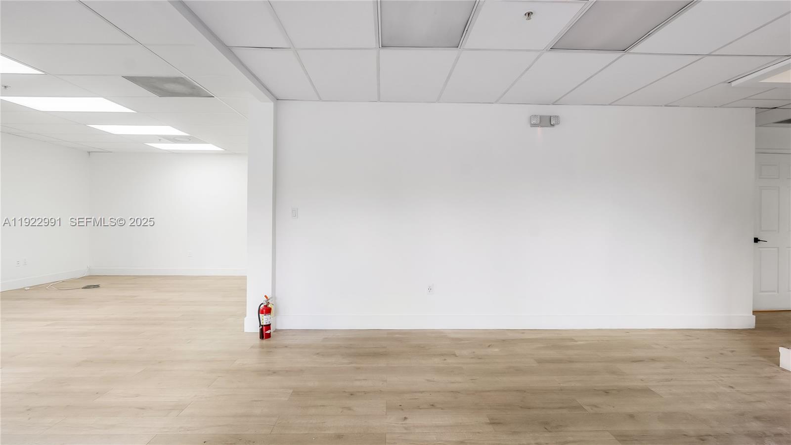 See details / sq. ft. $ 2025-12-03 0 Photo