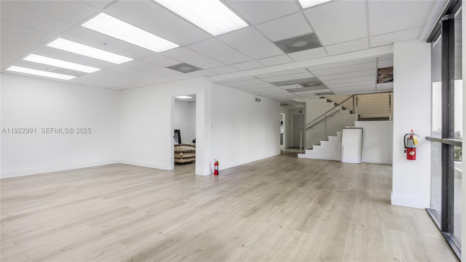 See details / sq. ft. $ 2025-12-03 0 Photo