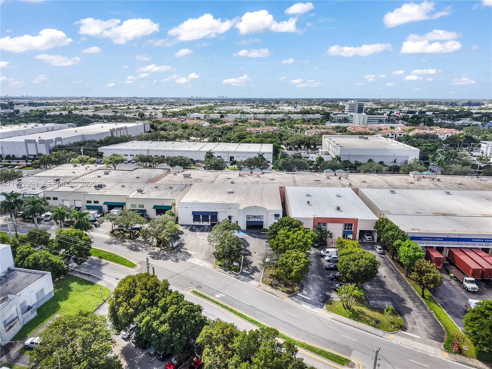 See details / sq. ft. $ 2025-12-03 0 Photo