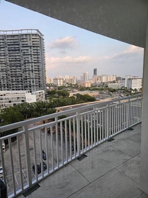 Photo of 1755 Hallandale Beach Blvd  #1004E, Hallandale Beach, Florida, 33009 - 