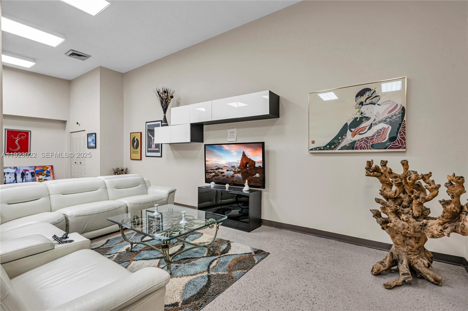 See details 820 2 / 2 1488 sq. ft. $ 2025-12-01 0 Photo