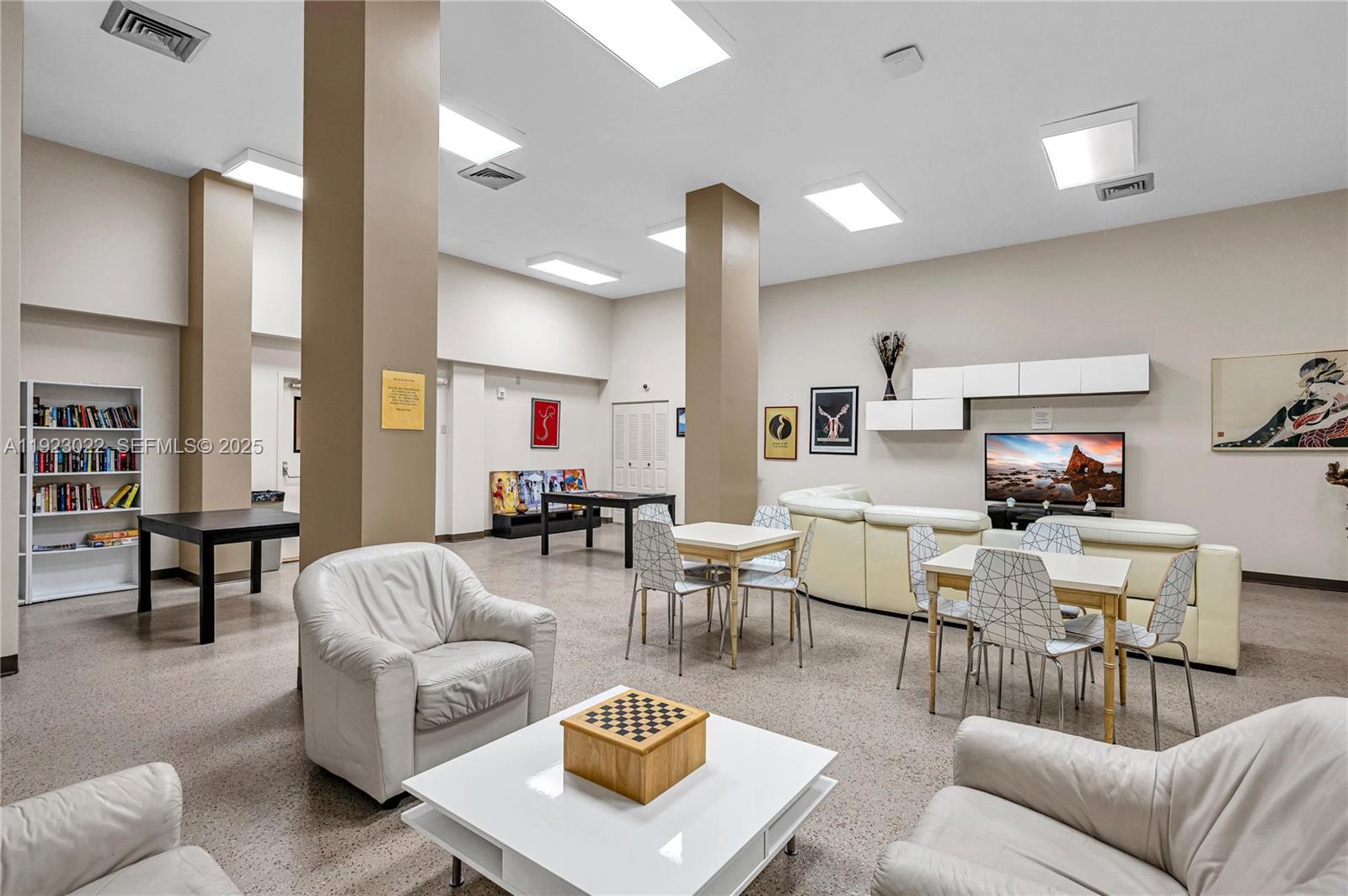 See details 820 2 / 2 1488 sq. ft. $ 2025-12-01 0 Photo