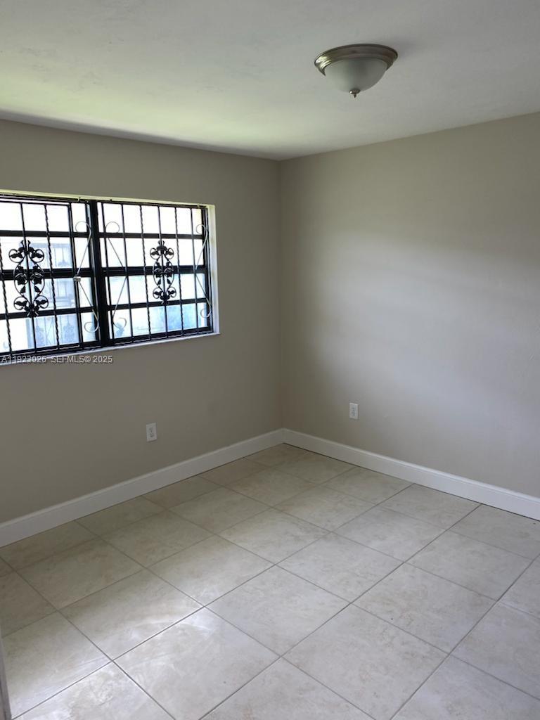 See details / 2088 sq. ft. $ 2025-12-01 0 Photo