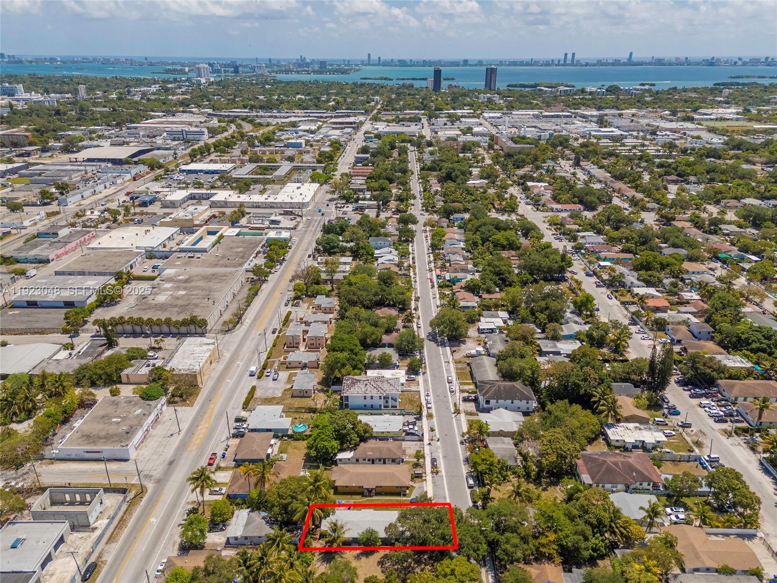 See details / 1650 sq. ft. $ 2025-12-01 0 Photo