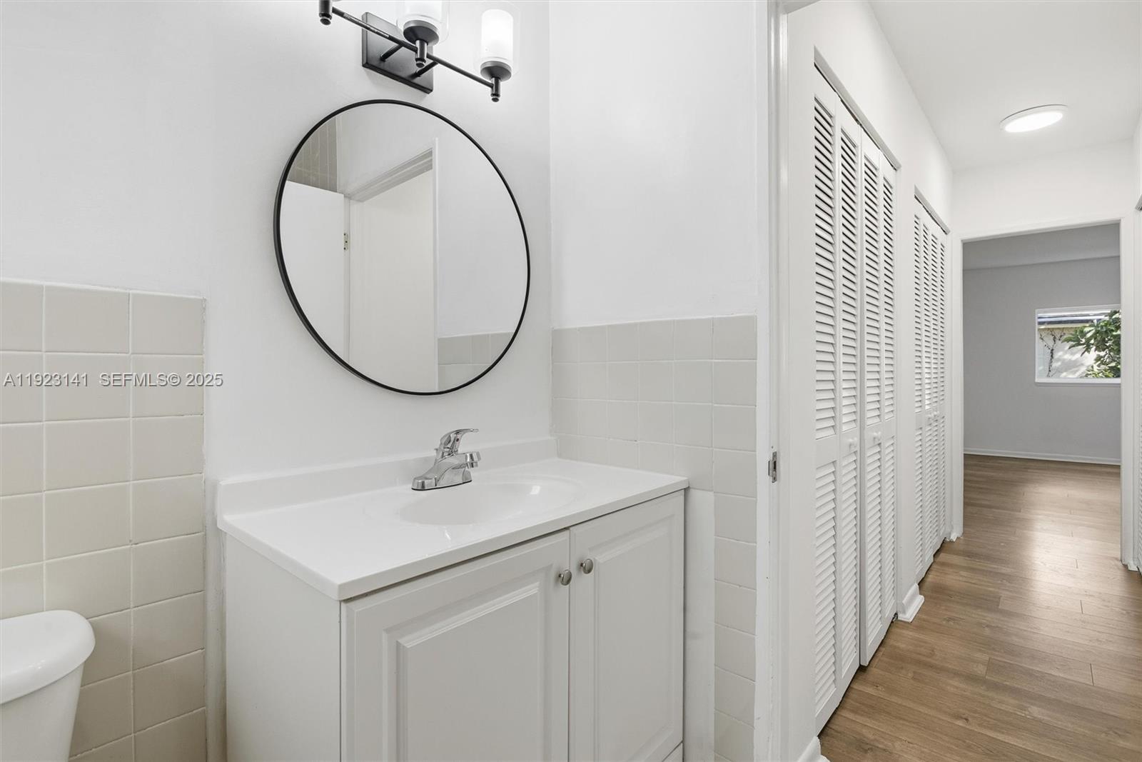 See details / 2658 sq. ft. $ 2025-12-01 0 Photo