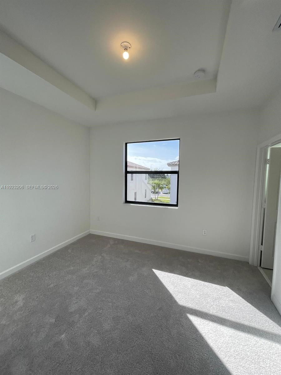 See details 11764 3 / 3 1328 sq. ft. $ 2026-06-12 0 Photo