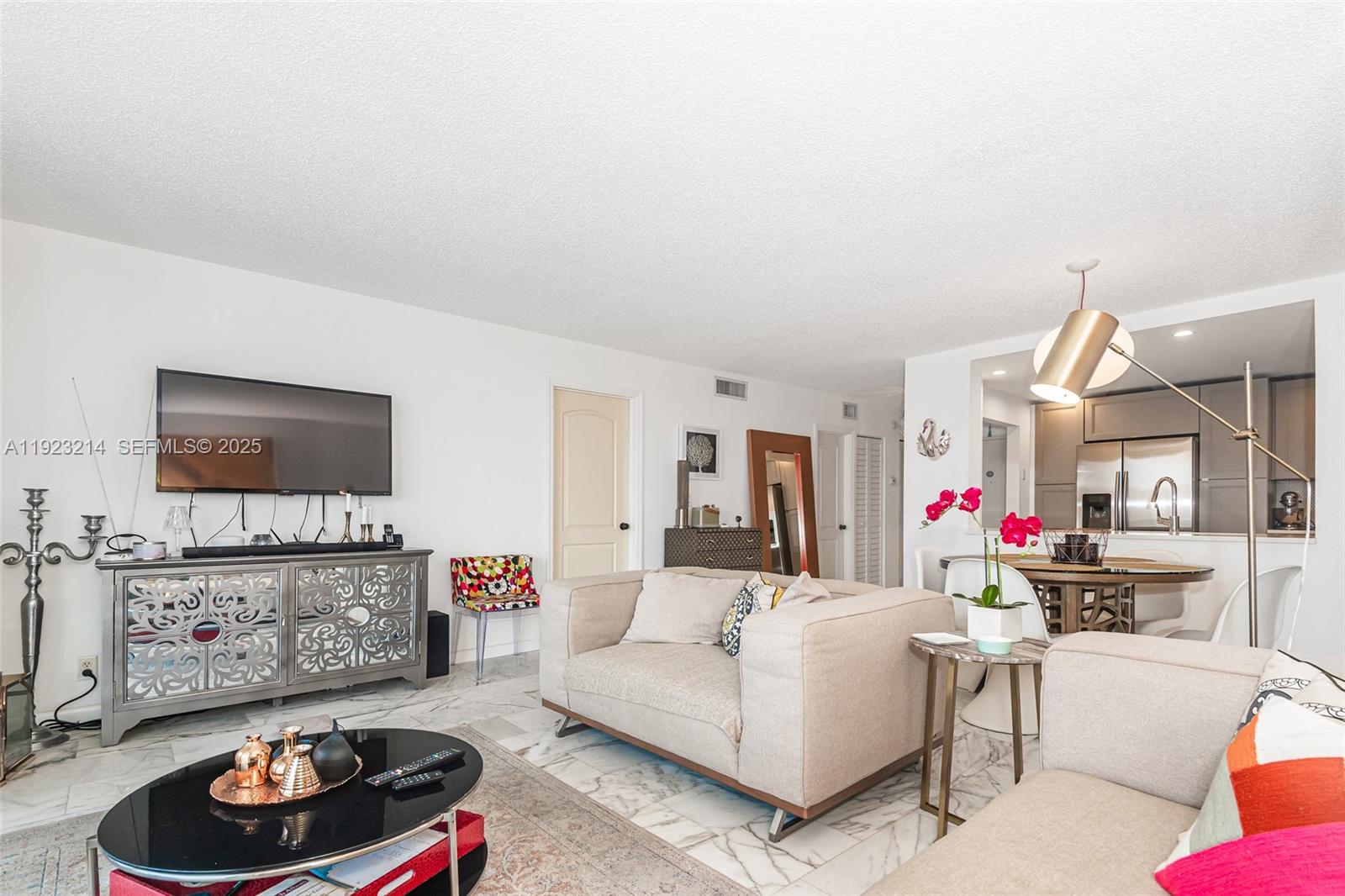 Photo of 401 14th Ave #705, Hallandale Beach, Florida, 33009 -