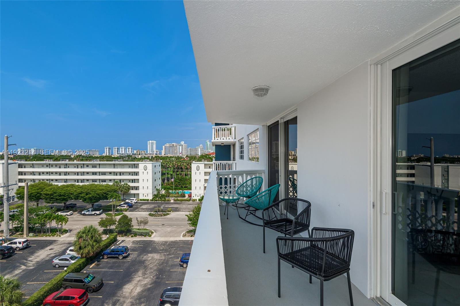 Photo of 401 14th Ave #705, Hallandale Beach, Florida, 33009 -