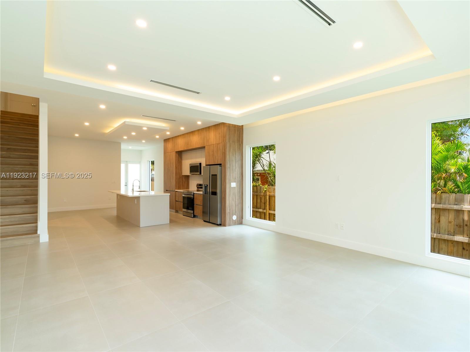 Подробнее / 2321 кв.футов $ 2025-12-01 0 Фото