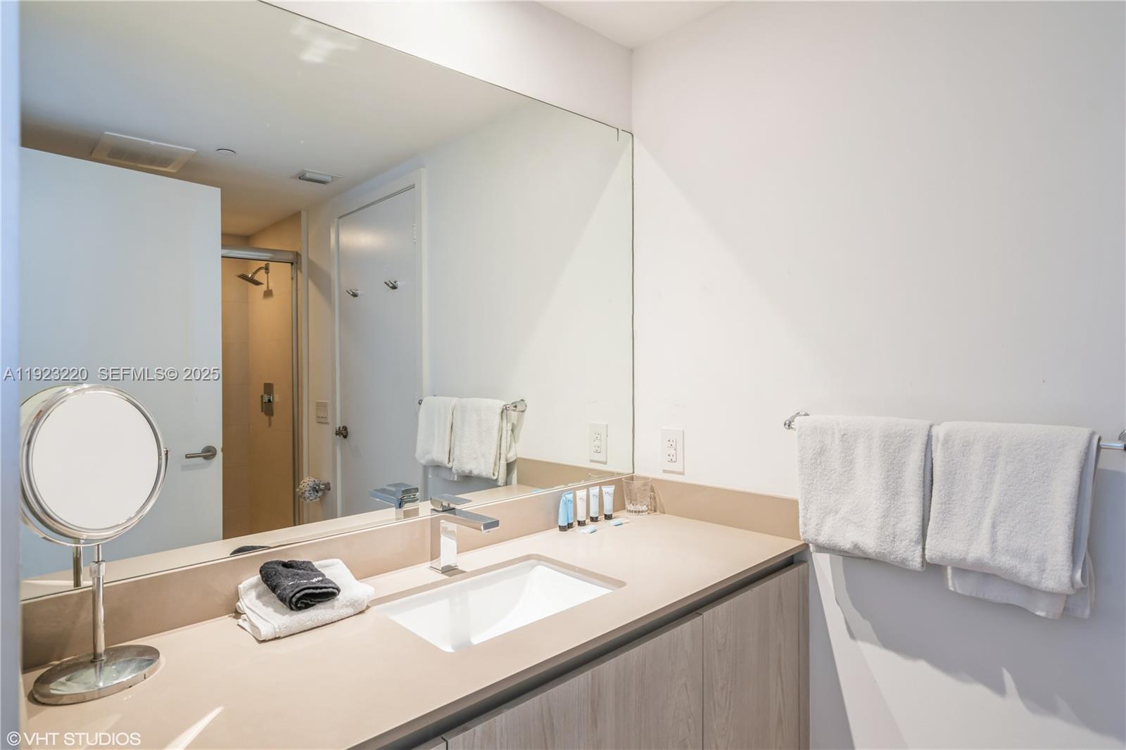 1904 2 / 2 1126 кв.футов $ 2025-12-01 0 Фото