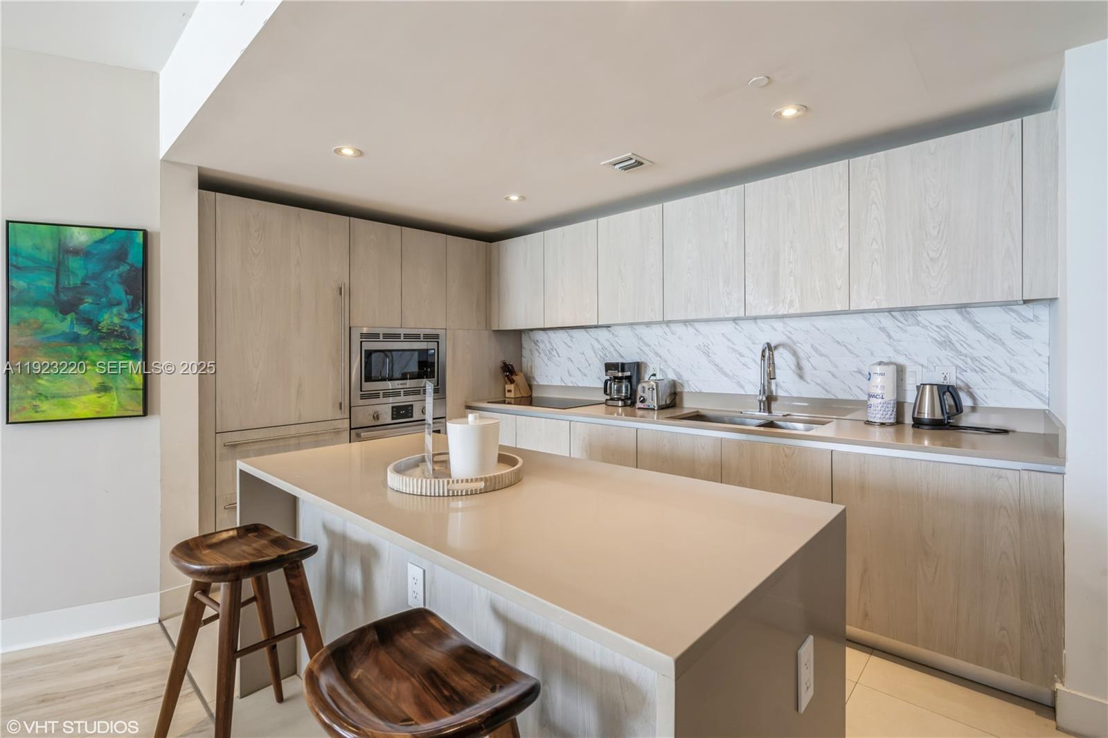 1904 2 / 2 1126 кв.футов $ 2025-12-01 0 Фото