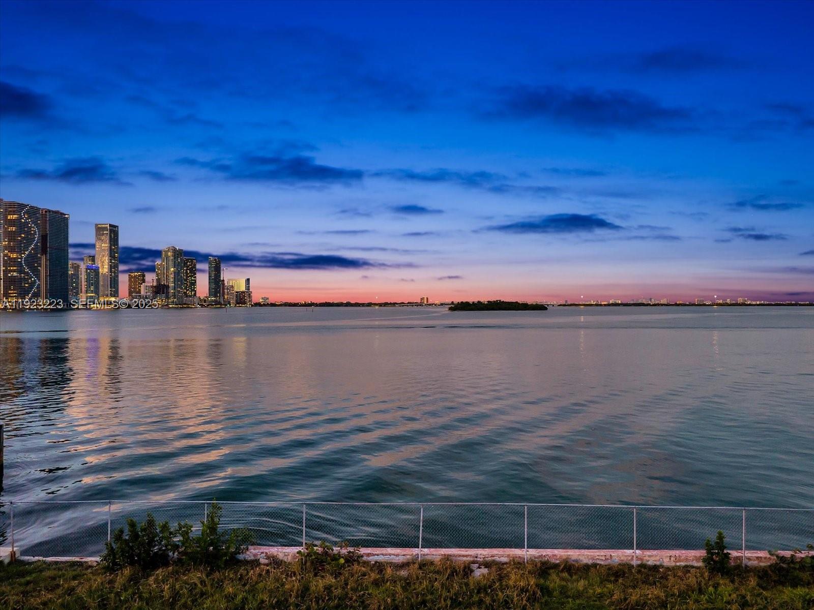 See details / sq. ft. $ 2025-12-01 0 Photo