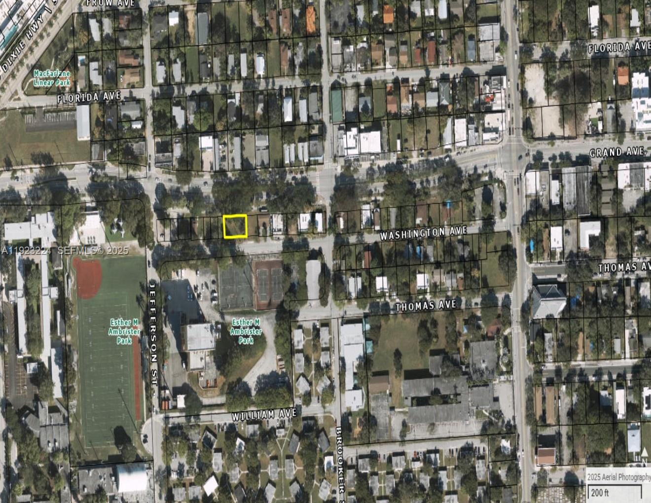   /   sq. ft. $ 2025-12-01 0 Photo