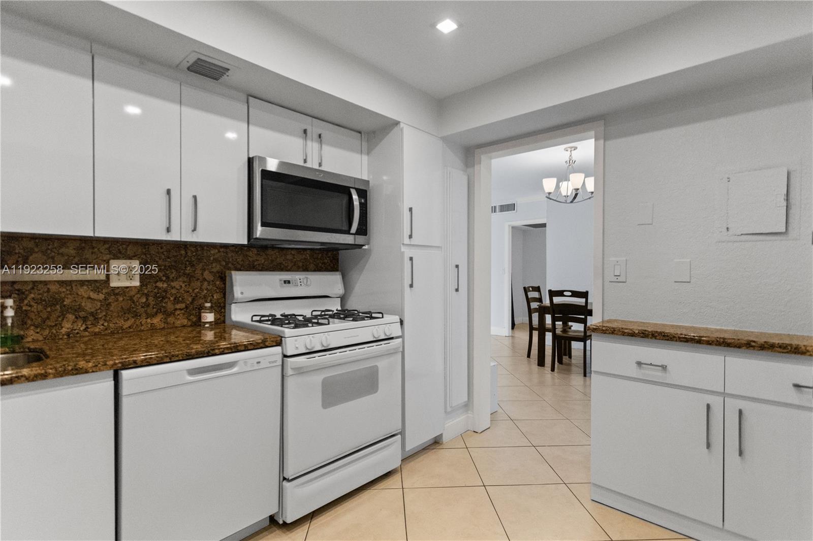 Photo of 2030 Ocean Dr  #1710, Hallandale Beach, Florida, 33009 - 