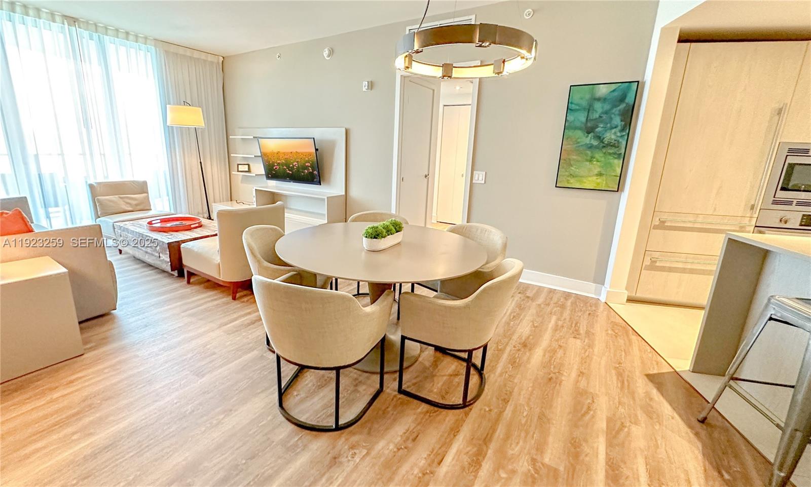 See details 2306 2 / 2 1129 sq. ft. $ 2025-12-01 0 Photo